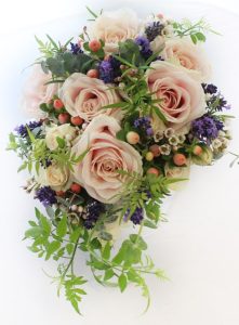 Bridal bouquet - Pink rose and purple mix