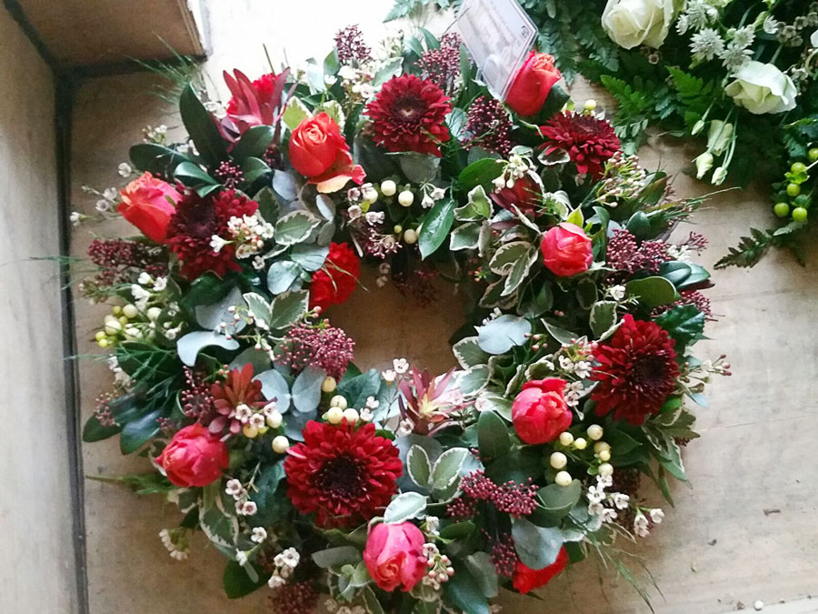 Open Wreath - loose flower - roses and chrysanthemum bloom - red and white