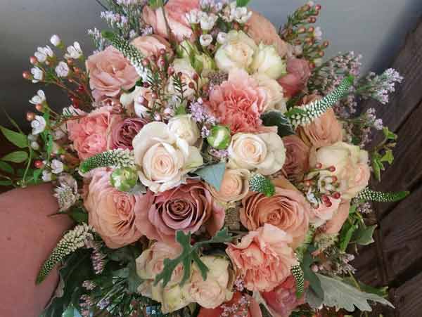 Bouquets, buttonholes and arrangements