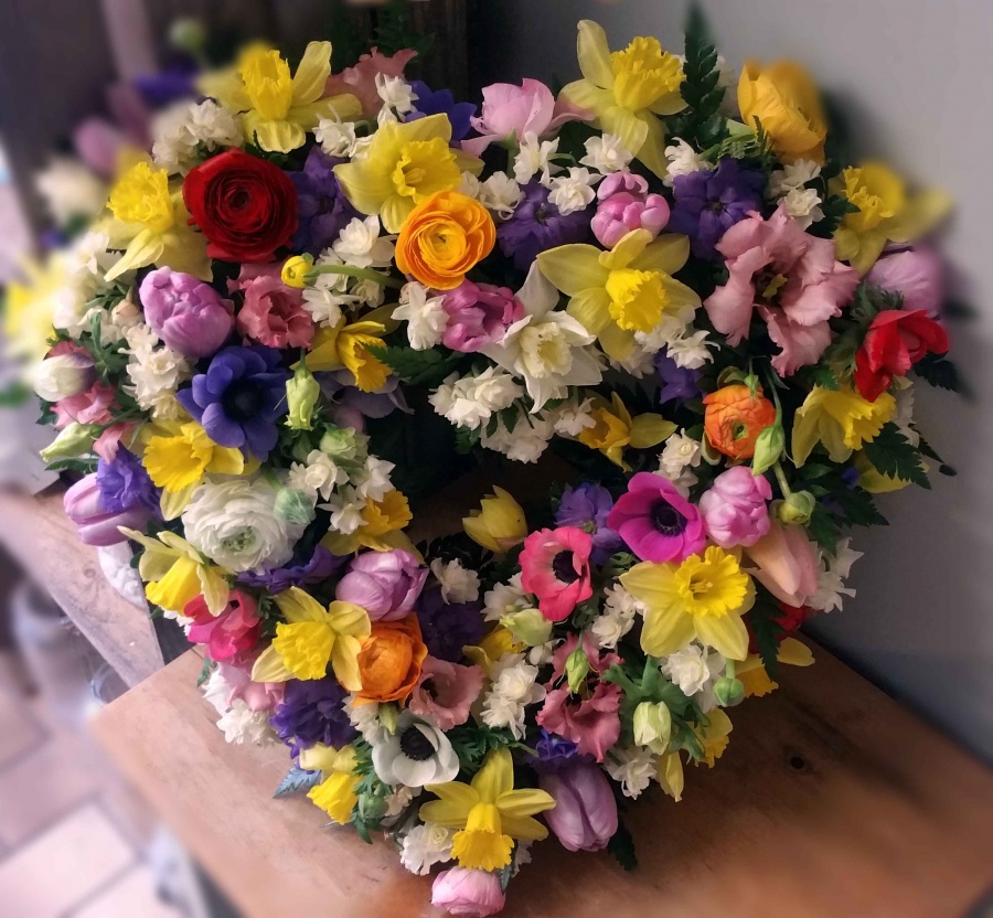 Funeral Loose Flower 18 inch Open Heart